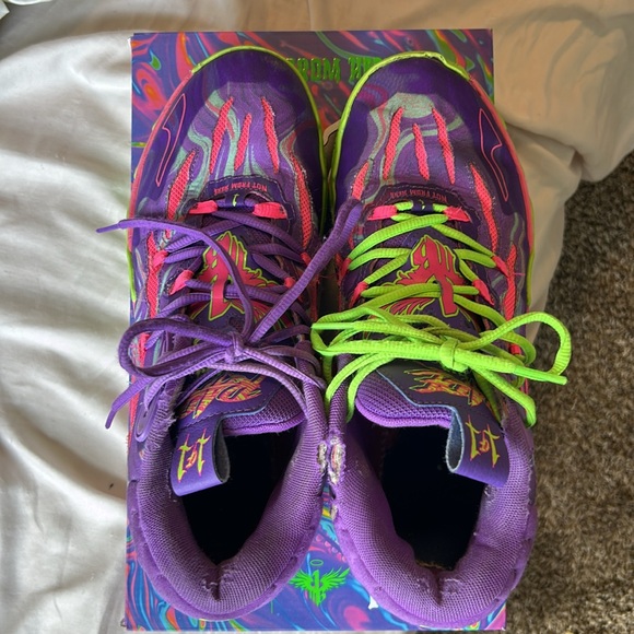 Lamelo ball mb03 toxic size 9.5 - Picture 5 of 8